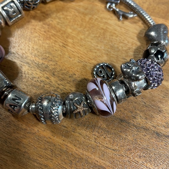 Pandora bracelets & charms - Picture 7 of 9